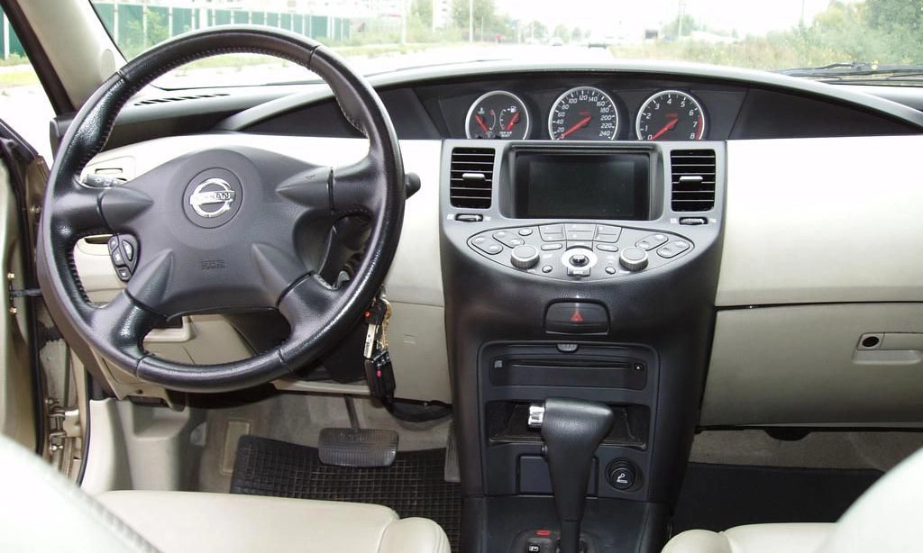 Nissan primera hatch p12 [7232]